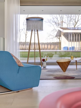 Villa in The Netherlands with Oak and Silk Floorlamp Fade Blue